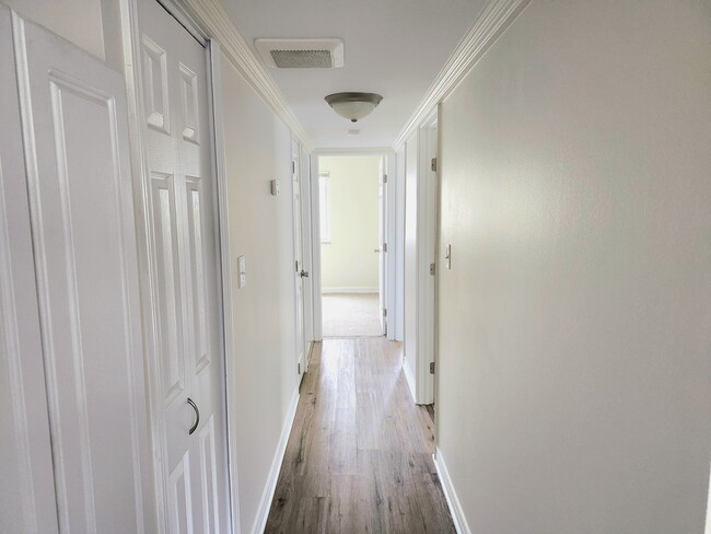 Hallway - 2189 Ridgemont Rd