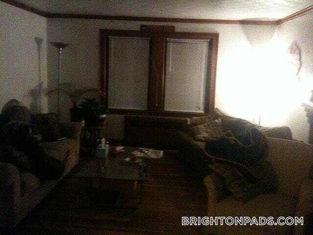 Building Photo - 22 Radnor Rd