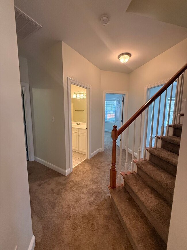 Building Photo - 2628 Coulter Pl