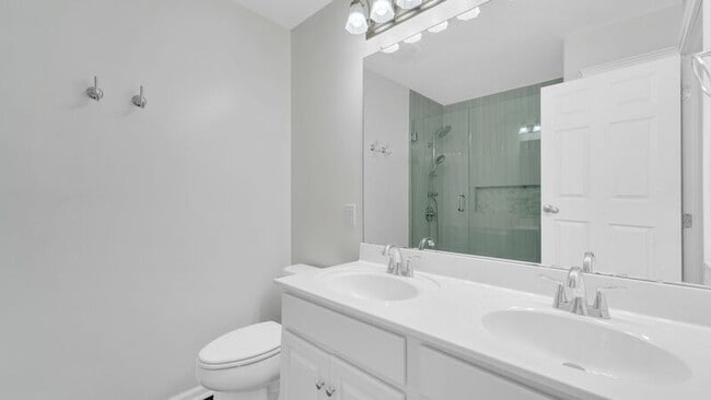 Building Photo - 167 Carriage Pl
