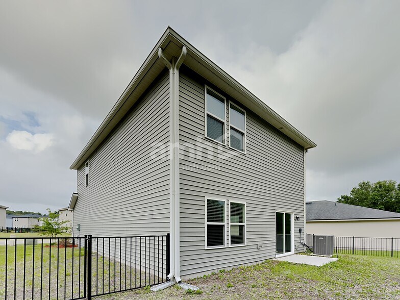 Building Photo - 212 W Jayce Way