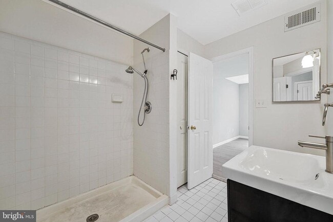 Building Photo - 4130 Monument Ct