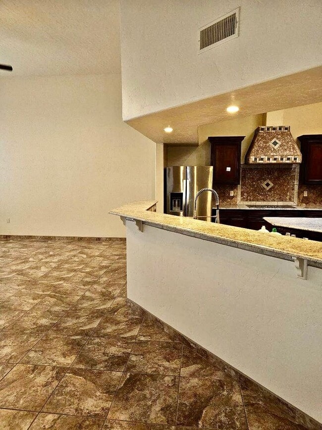 Building Photo - 2184 Sedona Hills Pkwy
