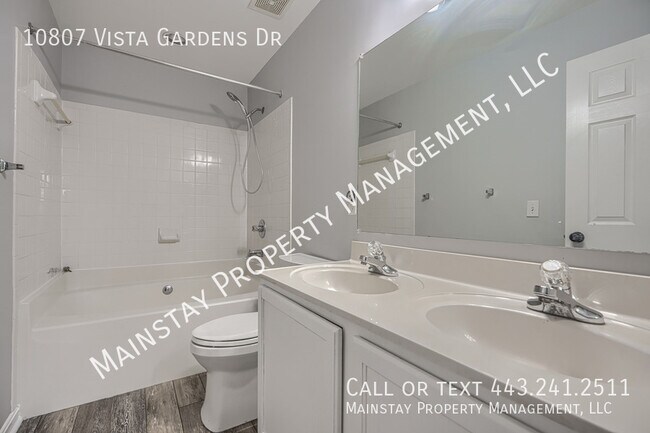 Building Photo - 10807 Vista Gardens Dr