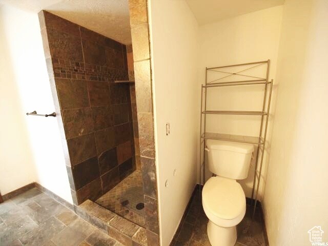 Building Photo - 1448 Willow Valley Dr