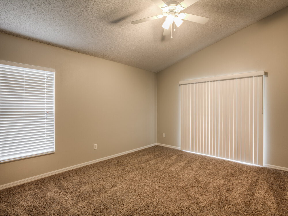 Building Photo - 13628 Emeraldview Dr