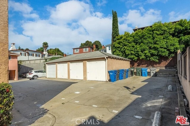 Building Photo - 702 S Pacific Coast Hwy