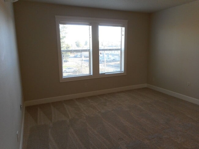 Building Photo - 1555 Dolores Wy