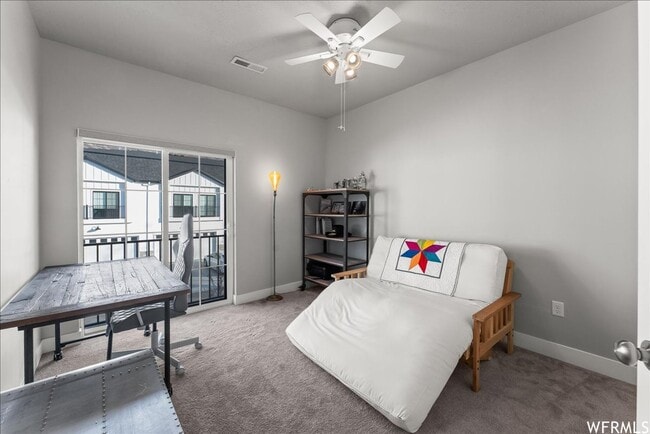 Building Photo - BEAUTIFUL TOWNHOUSE W 2 CAR GARAGE ATTACHED