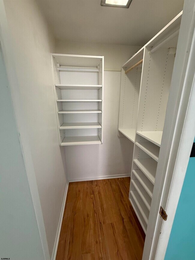 Building Photo - 230 Bethel Rd