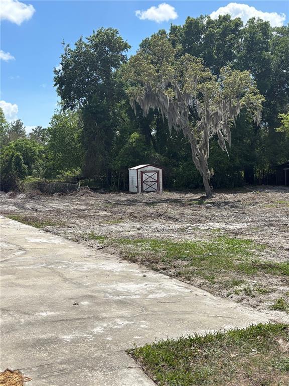 Building Photo - 510 S Cedar Ave