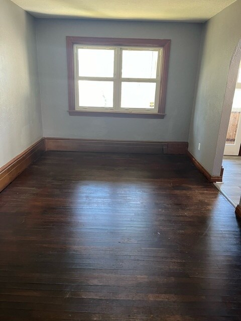 Building Photo - 100 Lauren Ave