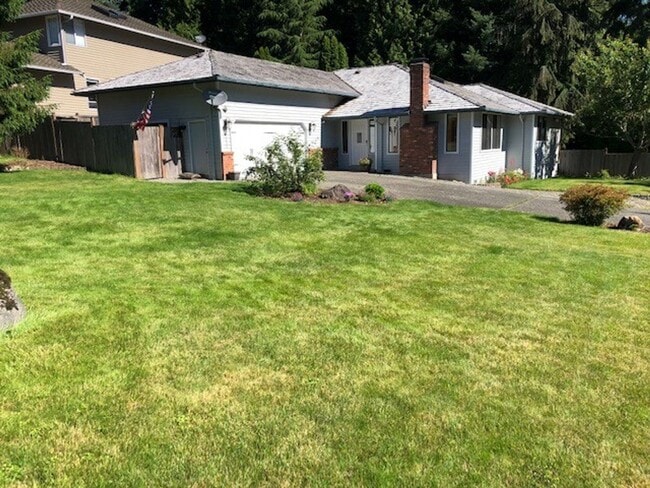 Building Photo - Beautiful 3 Bedroom 2 Bath Home in Mukilteo!