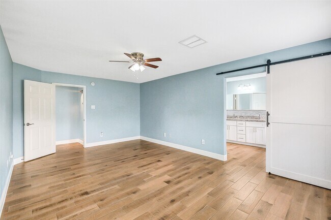 Building Photo - 6310 Macquarie Dr