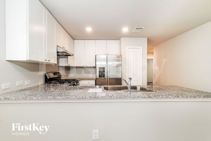 Building Photo - 10786 Prusiner Dr