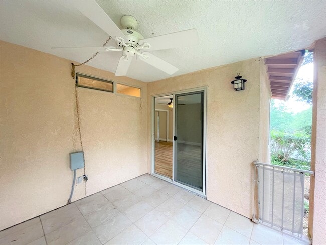 Building Photo - 1 Hidden Brooke Way