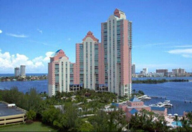 Building Photo - 3370 Hidden Bay Dr