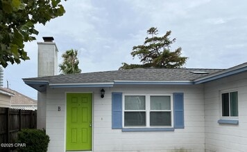 Building Photo - 6213 Sunset Ave