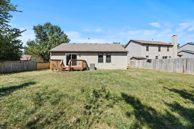 Building Photo - 6948 Kinston Dr