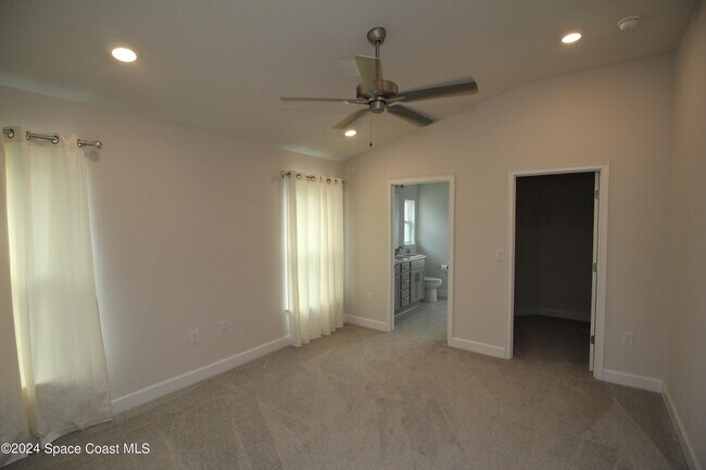 Building Photo - 2513 Pinwherry St NW