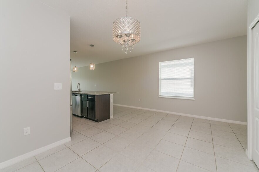 Building Photo - 2292 Canyon Breeze Ave