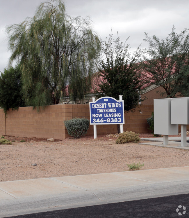 Building Photo - Desert Winds