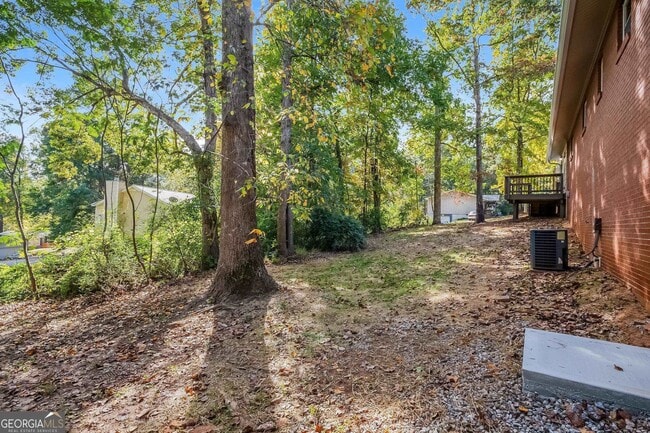 Building Photo - 424 Azalea Dr