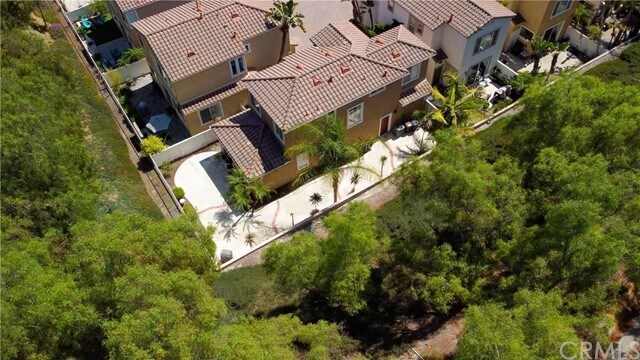 Building Photo - 112 Las Flores