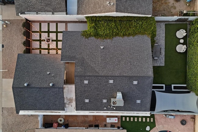 Building Photo - 2521 N 87th Way