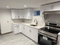 Building Photo - 174 Whittier Ave