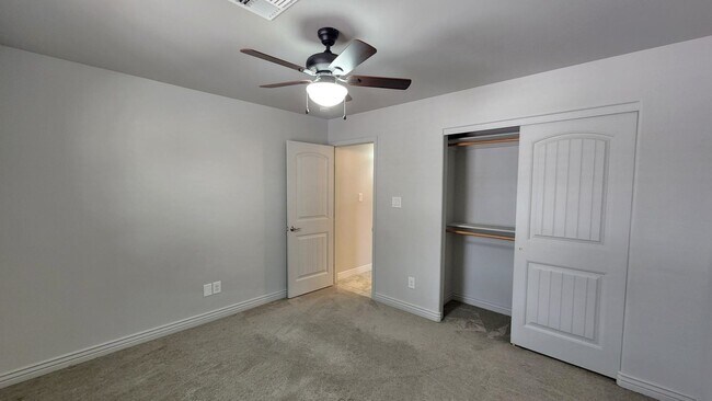 Building Photo - COURTYARD @CIELO VERDE