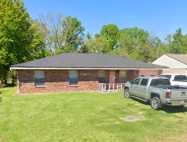Primary Photo - 605 Linda Ann Ave