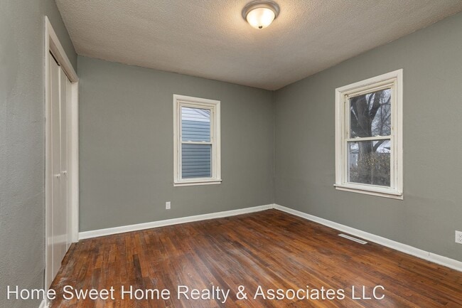 Building Photo - 2 br, 1 bath House - 1411 W Calhoun