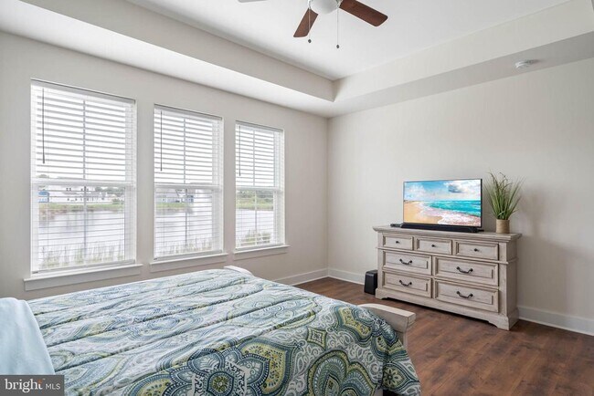 Building Photo - 36081 Windsor Park Dr