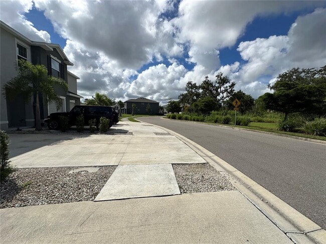 Building Photo - 8813 Milestone Dr