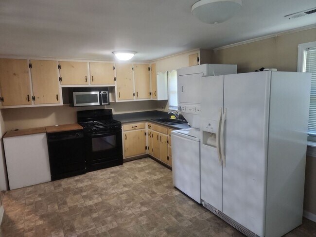 Building Photo - Coming Soon!!! Charming 3-Bedroom, 1-Bath Home for Rent in Wendell, NC