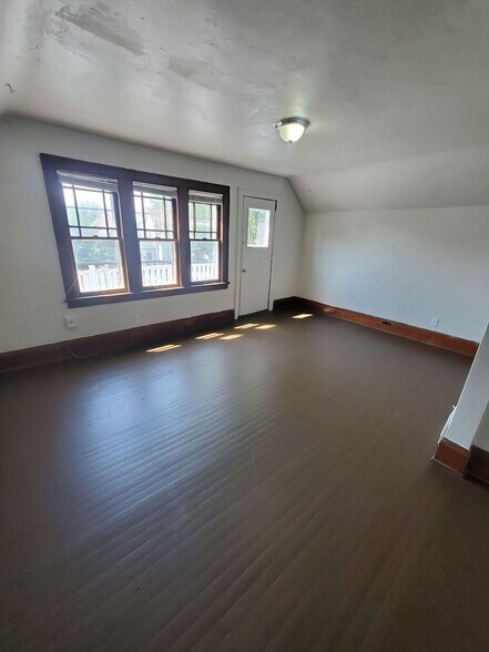 Building Photo - 3710 N 26th St