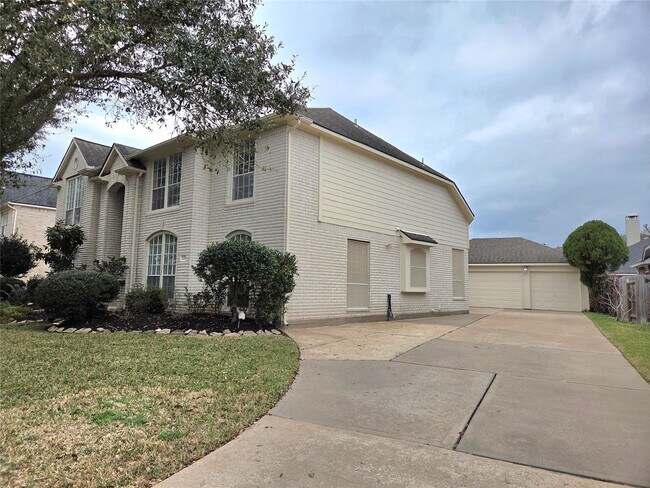 Building Photo - 4306 Lakeside Meadow Dr