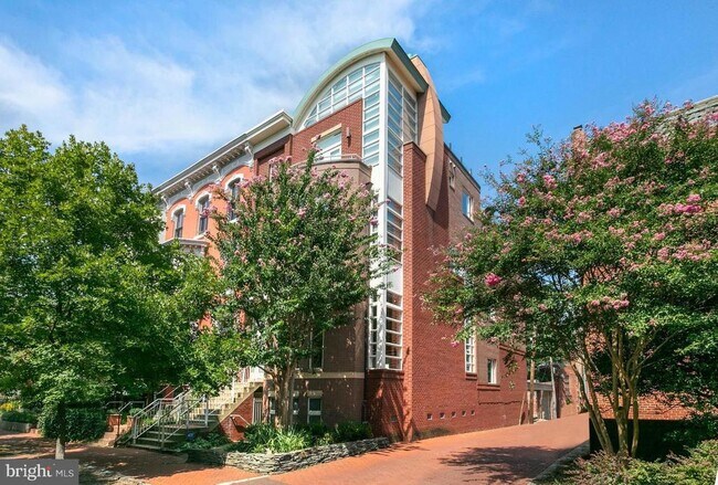 Building Photo - 1209 O St NW