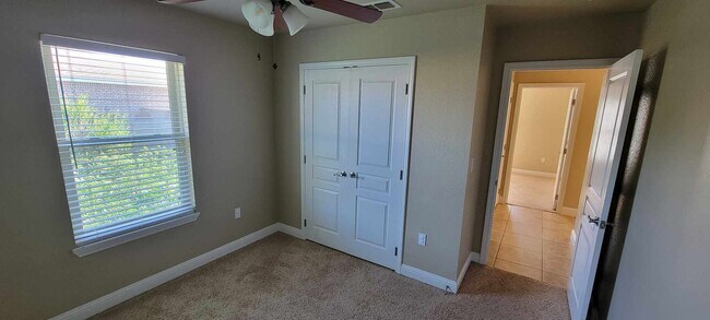 Building Photo - Beautiful 3 bed 2 bath home!