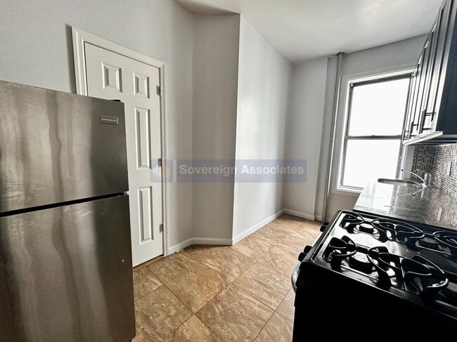 Floorplan - 70 Post Avenue