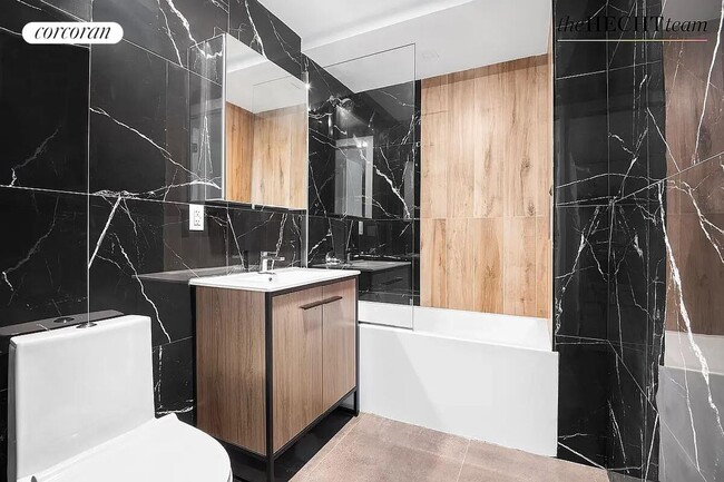 Building Photo - 265 Ocean Pkwy