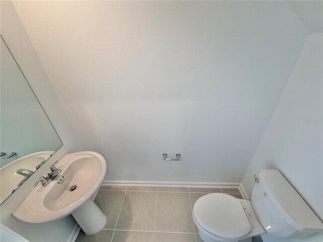 Building Photo - 3670 Hardman Dr