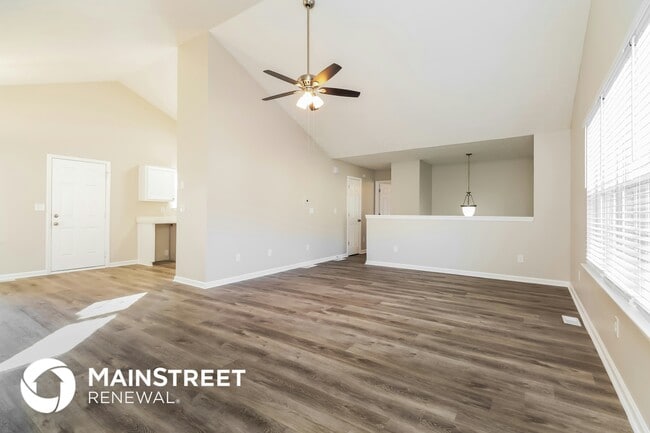 Building Photo - 499 Luke Ct