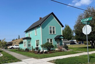 Building Photo - LaGassey - 802 A/B/C