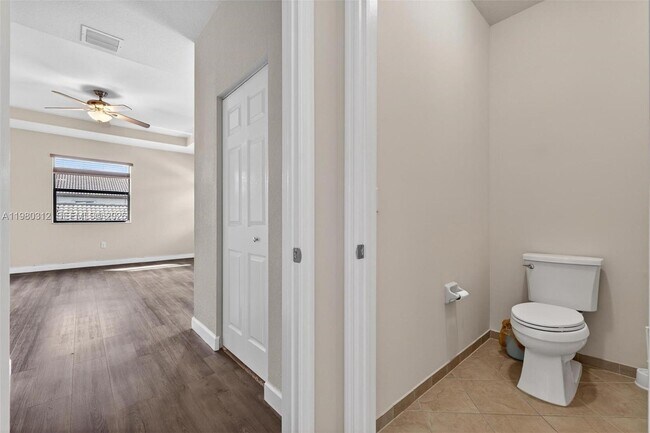 Building Photo - 11561 SW 232nd Ln