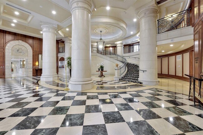 Building Photo - 791 Crandon Blvd