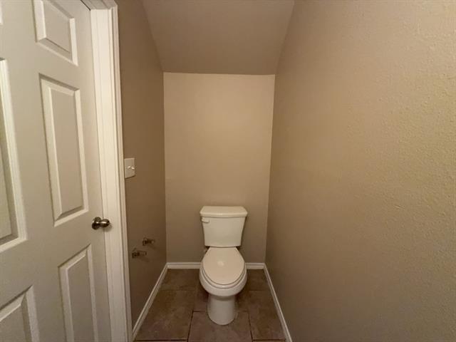 Building Photo - 704 E College St