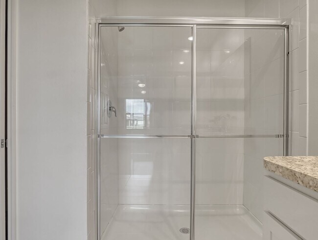 Building Photo - 7508 Tourmaline Dr