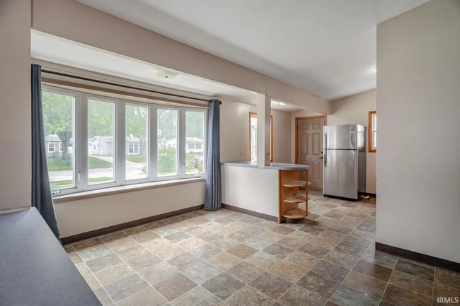 Building Photo - 2516 Oxford St